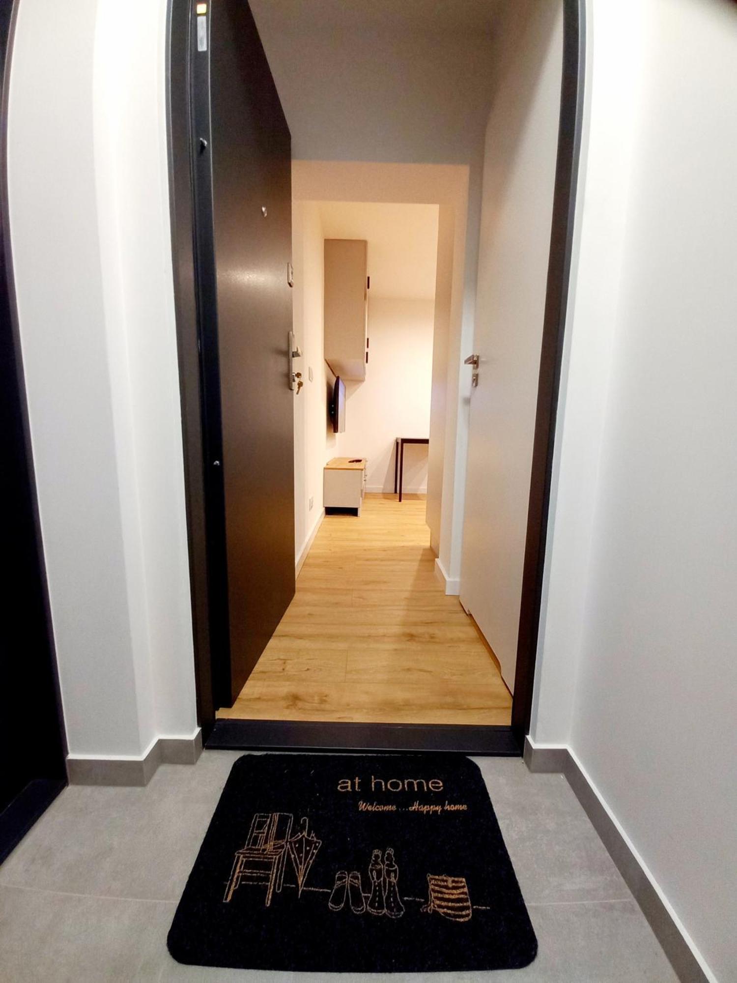 Neoapartments Lotnicza Wroclaw Exterior photo